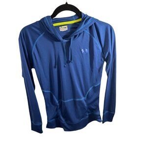 Under Armour women's semi fitted pullover size small